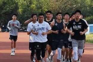 Lý Dật Nam: Hồ Minh Hiên đang chơi một mùa giải tốt nhất trong sự nghiệp, anh ấy phải gánh vác nhiều hơn cho đội bóng.